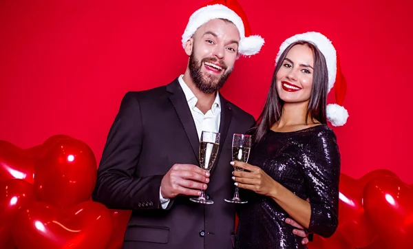 Tenha Bom Ano Novo Natal Bonito Alegre Casal Sorridente Amantes — Fotografia de Stock