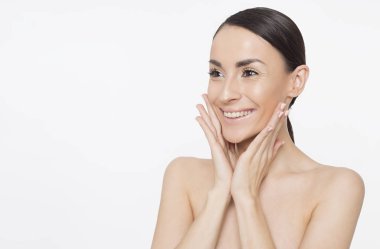 Güzel bir kadın portresi. Güzellik ve Spa. Cilt Bakımı kavramı