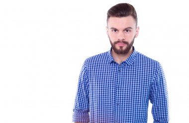 yakışıklı delikanlı beyaz mavi gömlekli karşı poz 