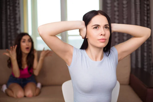 Quarrel Friends Two Angry Resentful Friends Sitting Back Back Sofa — Stock Photo, Image