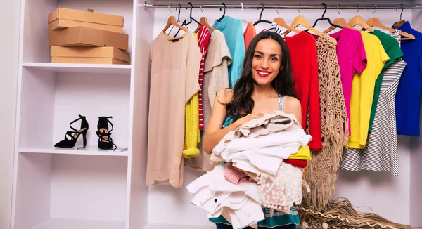 Young Woman Choosing Clothes Wardrobe — Stock Photo, Image