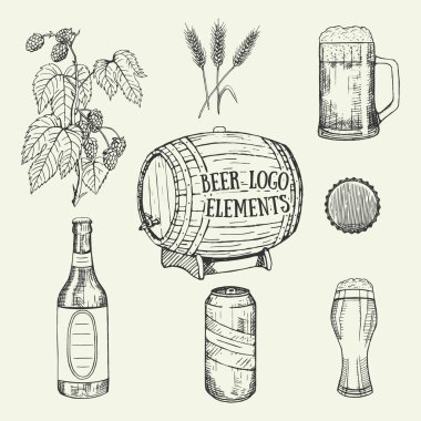 Yaratıcı bira ayarla kupa, şişe, cam, kapak, buğday, hop ve varil. Vektör çizim. El çizimi kullanılan reklam Bira Festivali, içecek, bira, bar veya pub menü için grafik nesneleri.