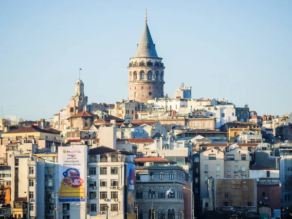 Ο Πύργος του Γαλατά σε συνοικία του Γαλατά, Κωνσταντινούπολη — Φωτογραφία Αρχείου