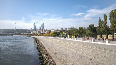 Bakü 'nün panoramik manzarası - Hazar kıyısında yer alan Azerbaycan' ın başkenti.
