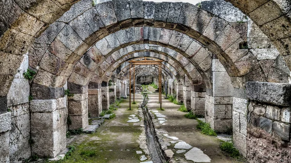Esmirna era uma cidade grega antiga localizada na costa egeia da Anatólia, hoje conhecida como Izmir, Turquia — Fotografia de Stock