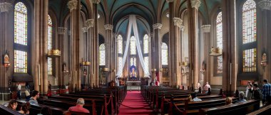 İç in Istiklal Caddesi üzerinde St. Antuan Katolik Kilisesi