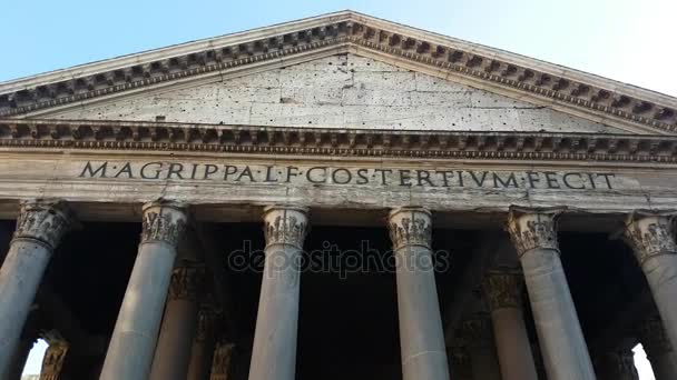 ローマ イタリア 2017 パンテオン教会ローマのロトンダ広場に近く観光客 教会の現在の建物は約 126年広告を完了した今 パンテオンは元のローマの寺院 — ストック動画