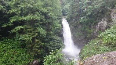 Şelaleler doğa Country Life, Karadeniz Karadeniz, Türkiye ile Kuzey Türkiye Rize nehirler