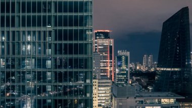 Gece, Istanbul Levent, iş ve Finans alanının ticari binalar