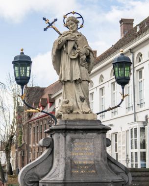 Nepomuk St John heykel Köprüsü'nde, Brugge, Belçika