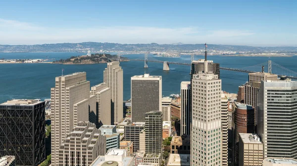 Paisaje urbano de San Francisco con rascacielos, California, EEUU —  Fotos de Stock