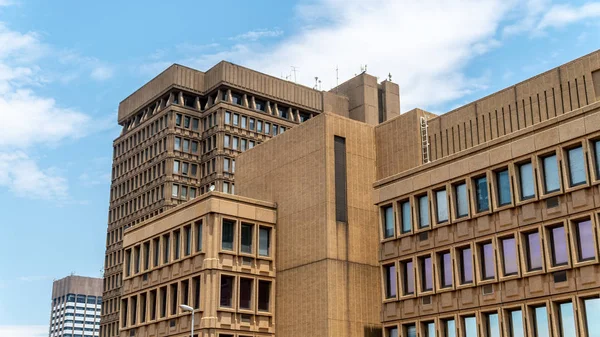 Het Civic Centre in Braamfontein is het hoofdkantoor van de gemeenteraad van Johannesburg, Zuid-Afrika Rechtenvrije Stockfoto's