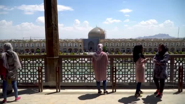 Isfahan Iran May 2019 Terrace Aali Qapu Palace Tourists Isfahan — Stock Video