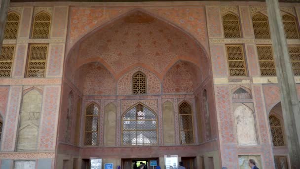 Isfahan Iran Maj 2019 Terrassen Aali Qapu Palace Med Turister — Stockvideo