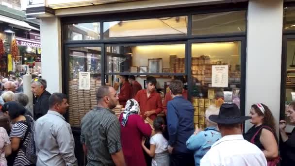 Istanbul Turki Oktober 2019 Kurukahveci Mehmet Efendi Coffee Shop Dengan — Stok Video