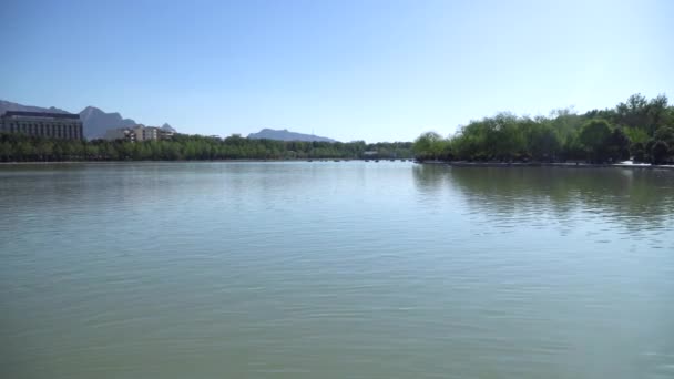 Isfahan Iran Mai 2019 Zayandeh Fluss Fließt Durch Isfahan Stadt — Stockvideo