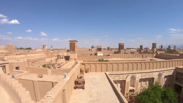 Yazd Irán 2019 Május Yazd Városkép Régi Téglaépületekkel Rosszlányokkal Szélfogó — Stock videók