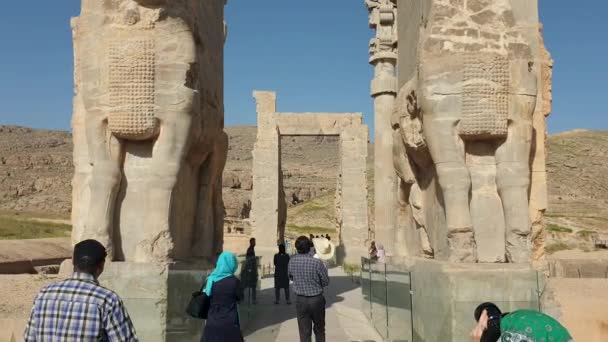 Persapolis Iran May 2019 Ruins Historical City Persapolis Tourists Visiting — Stock Video