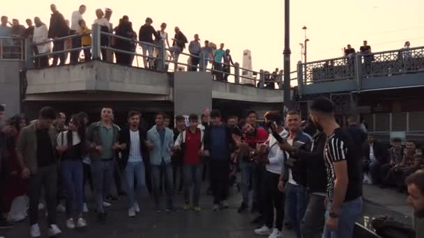 Стамбул Турция Октябрь 2019 Народные Танцы Музыку Уличных Музыкантов Площади — стоковое видео