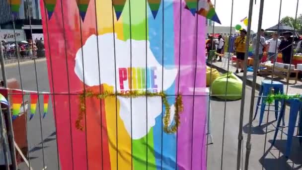 Йоханнесбург Юар Октябрь 2019 Знамя Гордости Африки Демонстрируется Время Гей — стоковое видео