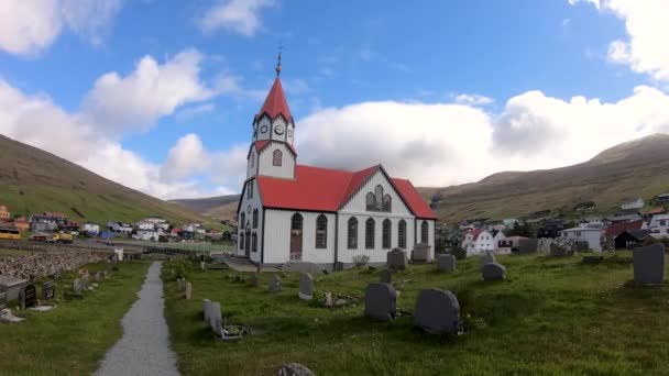 Sandavagur Islas Feroe Agosto 2019 Iglesia Sandavagur Vagar Islas Feroe — Vídeos de Stock