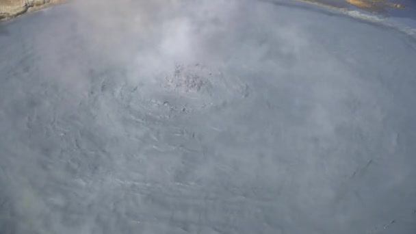 Геотермальная Зона Хверир Миватн Естественными Паровыми Вентиляционными Отверстиями Грязевыми Бассейнами — стоковое видео