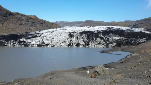 Solheimajokull出口冰川和冰川泻湖 冰岛Solheimajokull — 图库视频影像