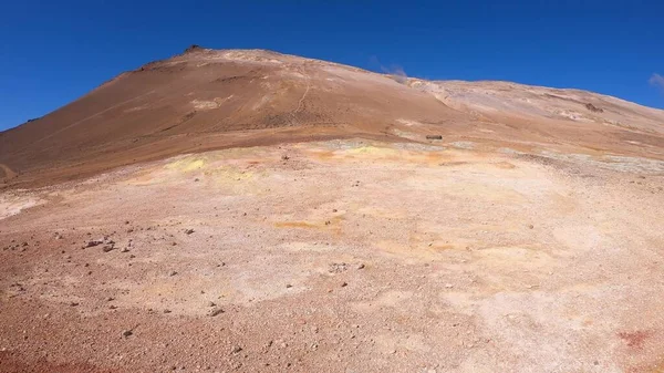 Hverir Myvatn geothermal área, Islandia — Foto de Stock