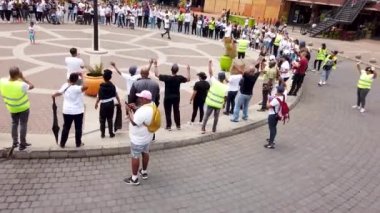 Johannesburg, Güney Afrika - Ekim 2019: Johannesburg şehir merkezinde protesto eylemcileri grubu