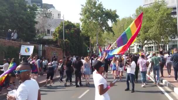 Johannesburgo Sudáfrica Octubre 2019 Vídeo Cámara Lenta Personas Lbtq Marcha — Vídeos de Stock