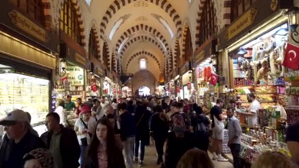 Istanbul Türkei Oktober 2019 Gedrängte Menschen Ägyptischen Gewürzbasar Des Eminonu — Stockvideo