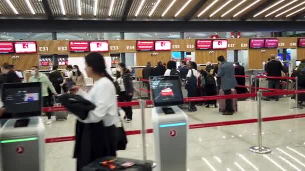 Istanbul Turchia Febbraio 2020 Passeggeri Fila Banchi Della Turkish Airlines — Video Stock