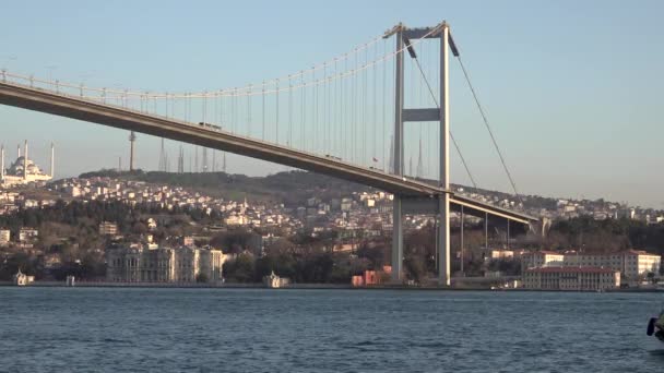 Istanbul Turkiet Februari 2020 Bosporen Kryssningsbåt Seglar Bosporen Sund Med — Stockvideo