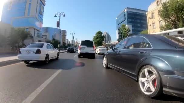 Baku Azerbaijão Junho 2019 Tráfego Carros Cidade Baku — Vídeo de Stock