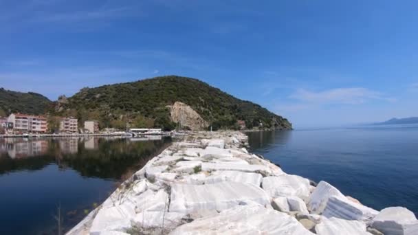 Insel Marmara Türkei April 2019 Pier Des Dorfes Gundogdu Auf — Stockvideo