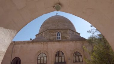 Mardin, Türkiye - Ocak 2020: Sehidiye Camii ve Kubbesi