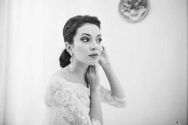 Sposa il giorno del matrimonio — Foto Stock