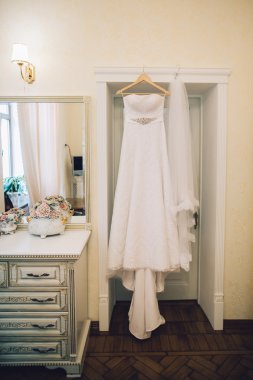 güzel düğün elbisesi