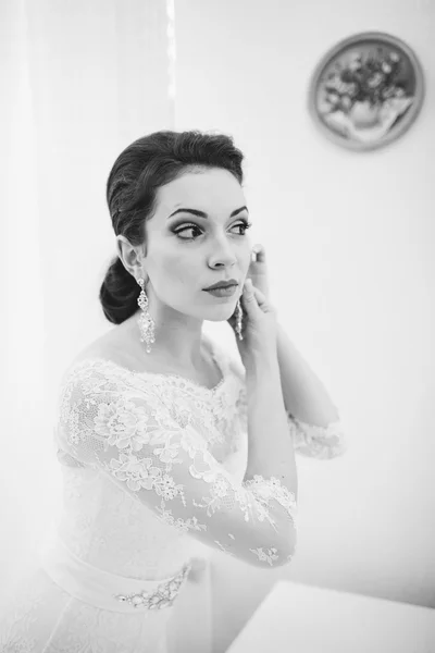 Braut am Hochzeitstag — Stockfoto