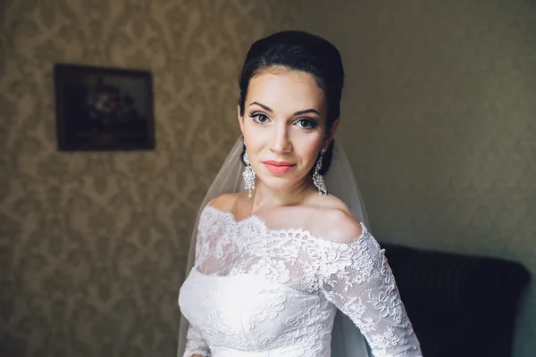 Sposa il giorno del matrimonio — Foto Stock