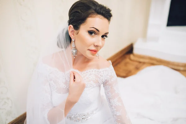 Braut am Hochzeitstag — Stockfoto