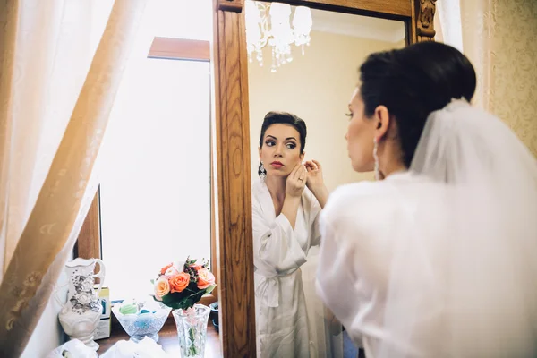 Braut am Hochzeitstag — Stockfoto