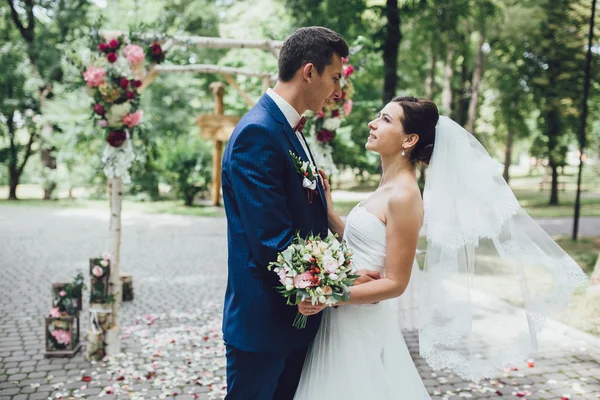 Belo casal amoroso — Fotografia de Stock