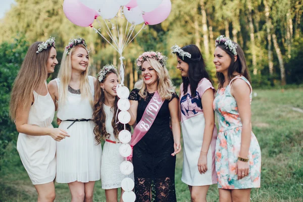 Festa das galinhas antes do casamento — Fotografia de Stock