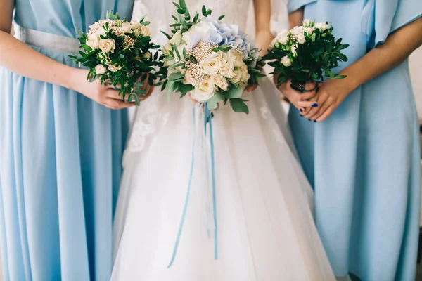 güzel gelin ve nedimeleri 