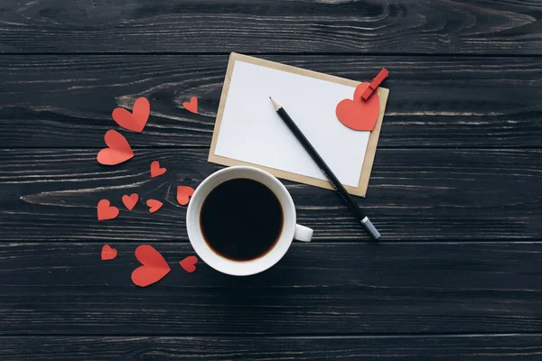Taza de café y carta de San Valentín —  Fotos de Stock