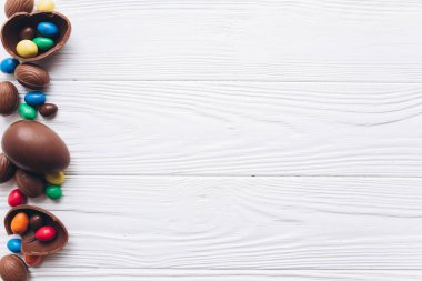 Renkli Paskalya yumurtaları