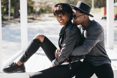 genç Afrikalı Çift