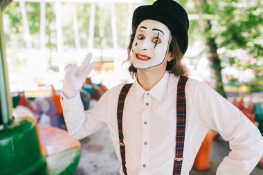 Carousel sürme pandomim