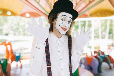 Carousel sürme pandomim